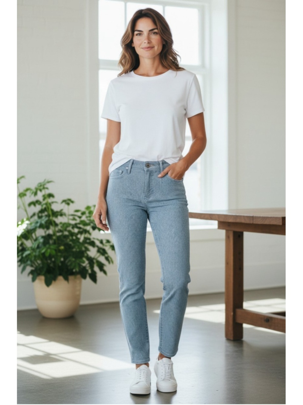 Hollister Women's Crop Straight Jeans Blue White Punstripe Preppy Denim Sz 5